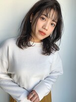 イズ(iss)&nbsp;カーキアッシュ　前髪あり