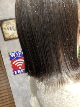 カチーナ(KACHINA) 外ハネ×インナーカラー