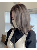 ハイライトグラデーショングレージュカラー