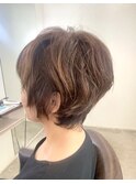 ショートボブ