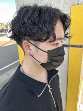 ニアウ 高崎店(Niau) センターパートメンズパーマ波巻きスパイラルパーマ群馬県高崎市