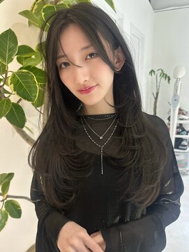 スティロ(stylo) レイヤーカットハイライトショートヘアイルミナカラーオージュア