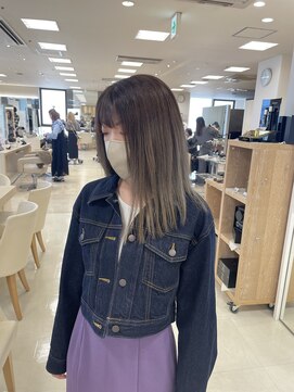 ケンジ 平塚ラスカ店(KENJE) オリーブベージュ