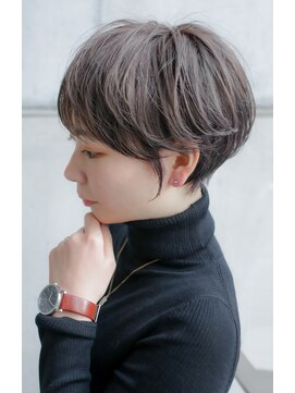 カライングドゥ(ing deux) 大人可愛い20代30代40代黒髪前下がりショートボブ丸みショート◎