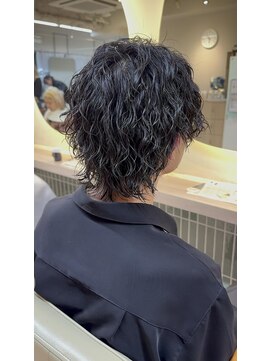 テトラ バイ ネオリーブ 横浜西口店(tetra by neolive) 横浜★ウルフカットのツイストスパイラル