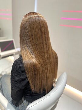 シー 立川(Si) ブリーチしていても美髪縮毛矯正でサラツヤに◎