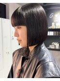 ボブ/ミニボブ/切りっぱなしボブ/ワンレン/黒髪/前髪