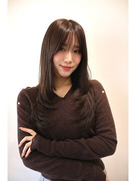 イヴォーク トーキョー(EVOKE TOKYO) レイヤー/ミディアム・ロング/20代/顔周り/ブラウンベージュ