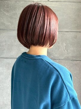 ディスコネクト(DISCO-N-NECT) レッドカラー 暖色カラー ブリーチカラー ハイトーン 丸みボブ