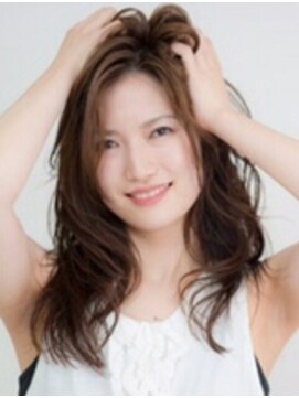 ココラー(COCOlar) ゆるふぁカール少し強めで毛先逃がし