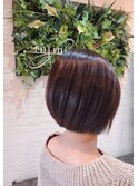 ショートボブ