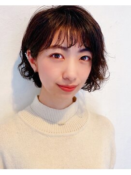 ザブックハンドサロン(The book hand salon) ベージュ×ミニボブ