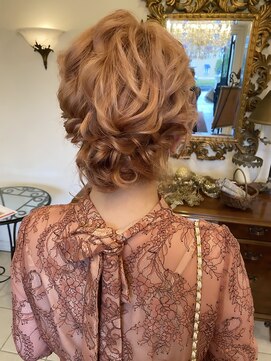 ヘアセット シャンプーアンドスパ専門店 ウルー(Uruu) 【シニヨン】天神/天神駅/早朝/ヘアセット