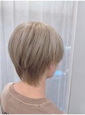 ホワイトベージュ マッシュウルフ