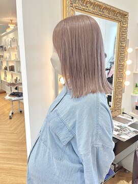 コワファースト  させぼ五番街店(COIFF1RST) ピンク味のミルクティーカラー