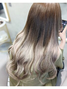 レアナ バイ ニーナ(Leana by NINA) ボブヘアからのイメチェン　グラデーション風