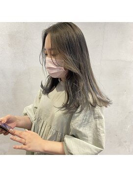 ミント(mint) ブリーチでできるオリーブグレー/アッシュグレー