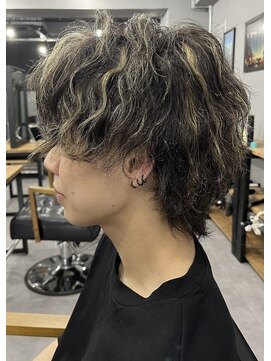 ウェイビー 桜木町店(WAVY) 【WAVY】センターパートウルフ×パーマ