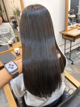 ルヴェルヘアー(Revel hair) シルクストレート