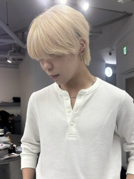 ホワイトブロンド ハイトーンカラー