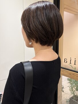 シーア(ciia) ショートボブ くびれショート ブラウンカラー