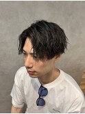 弱ツイストスパイラルパーマ刈り上げセンターパート
