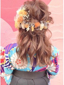 ヘアメイクサロンシャルメ(Hair Make Salon CHARMER) 卒業式にハーフアップヘアセット