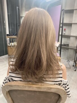 バド(Bud) ミルクティーアッシュベージュ