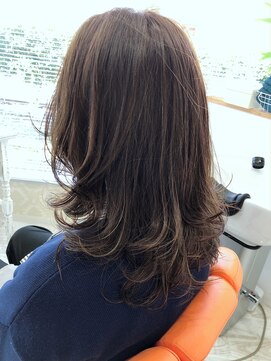 ヘアーアンドビューティー ギブリ(Ghibli) 大人カラー