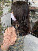 ボリュームと動きあるロングパーマ