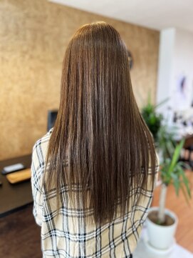 アークスヘアー ミルクティーグレージュ大人かわいいゆるふわロング