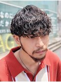 波巻きツイストスパイラルパーマツーブロックマッシュコンマヘア