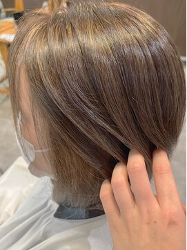 ビスポーク(BESPOKE) 20代30代40代ハイライト外国人風カラープラチナアッシュ