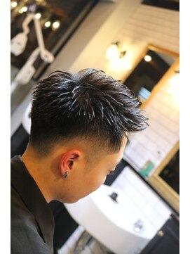 ザ バーバー ルイス(THE BARBER LUI'S) 1mm fade