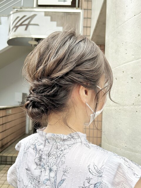 20代30代結婚式【ヘアセット】人気のふんわりシニヨン