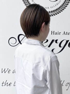 アレゴ(Allergo) 耳かけすっきりボブ風ショート☆