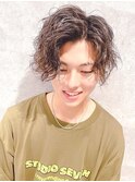 ツーブロックワイルドアップバングフェザーマッシュテクノ