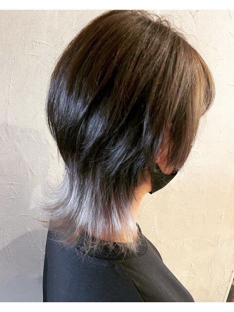 ウルフヘア大人可愛い裾カラーシルバーアッシュ10代20代