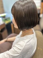 モッシュ(mosshu)&nbsp;高校生カット・ミニボブ