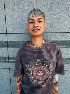 アドーア(ADORE) short