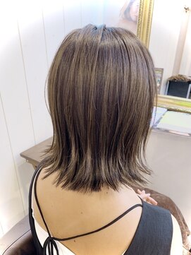 リリーヘアーリベート 浅草橋東口店(LiLiy hair LIBERT'E) デザインカラー　【浅草橋/秋葉原】　大人　女性