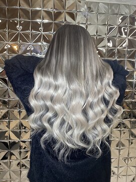 ラブスタシー 博多店(LOVESTASY) ホワイトグラデーション