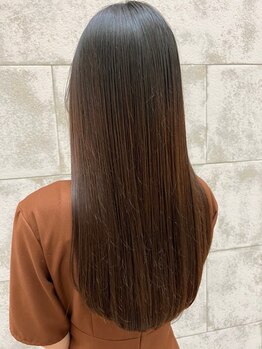 アクトジャパン グランドセントラル 博多リバレイン店(ACT JAPAN GRAND CENTRAL)の写真/大人女性の髪の悩みは一つじゃない。一人ひとりに合ったトリートメントで、潤いのある素髪へ導きます＊