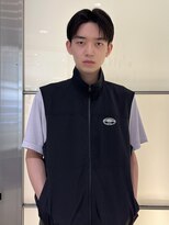 ゼストプール(ZEST POOL)&nbsp;センターパート　ナチュラル　就活ヘア