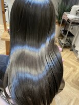 アマトウキョウスマートサロン(AMA TOKYO×Smart Salon)&nbsp;グレージュ　艶カラー　韓国風　透明感カラー