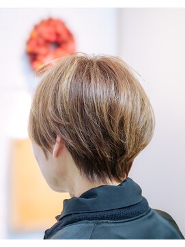 151e ヘアーデザイナーアンドヘアードクター(151e Hair designer&Hair doctor) 大人マッシュショート