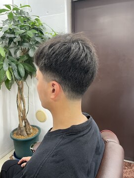 ヘアサロンナンバーワンクラブ上和田本店 テーパーフェード