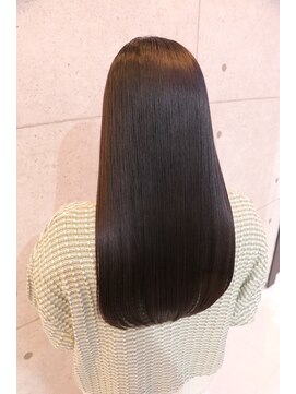 ワンヘアーアシスト(ONE HAIR assist) 【ONE HAIR】高浸透ウルティア5stepトリートメント☆