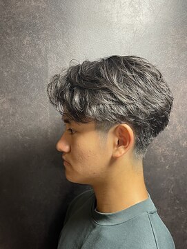 プレミアムバーバー 原宿店(PREMIUM BARBER produce by HIRO GINZA) ツーブロック×パーマ