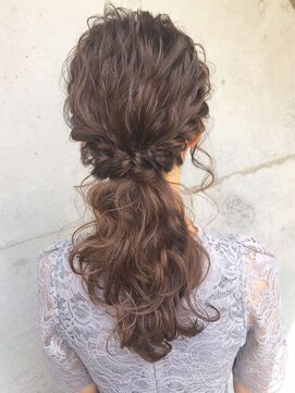 サンルーム(SUN room) ウェーブポニーテール miwa